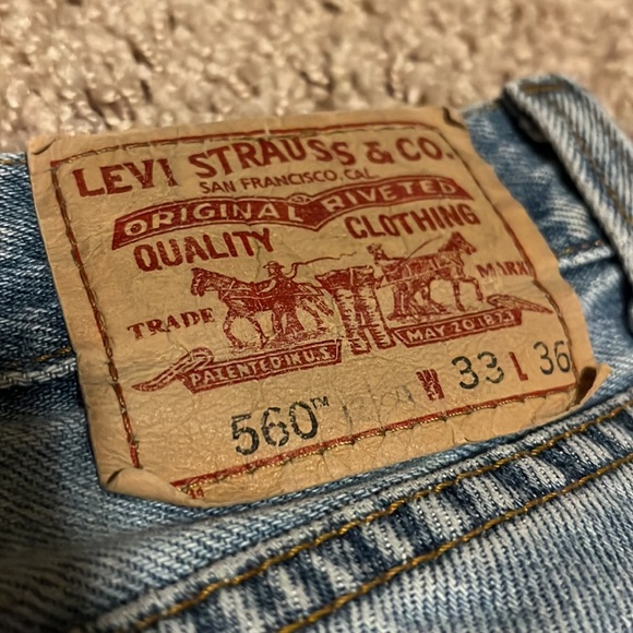 Levi’s 560 Jeans - Picture 7 of 11